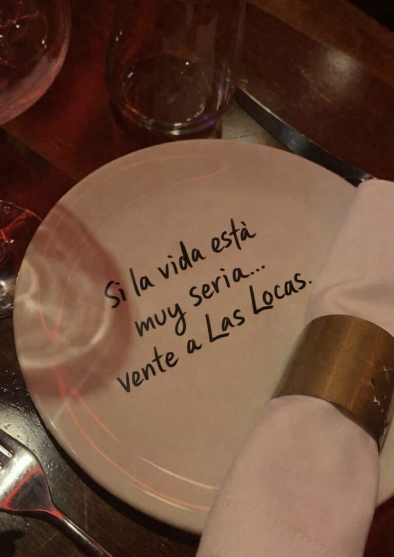 Las Locas — Si la vida está muy seria (Copy e identidad)